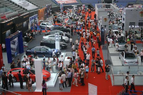 第四屆廣州購(gòu)車節(jié)圓滿落幕 3天吸引10萬(wàn)人潮，汽車租賃服務(wù)成亮點(diǎn)